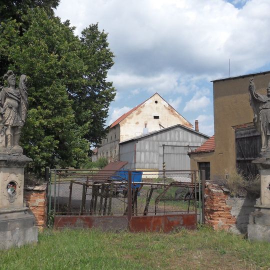 Socha svatého Floriána v Hradu Nečtiny