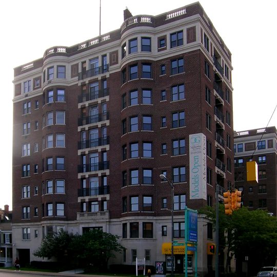 Garden Court Condominiums