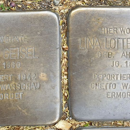 Stolperstein en memoria de Lina Hadra