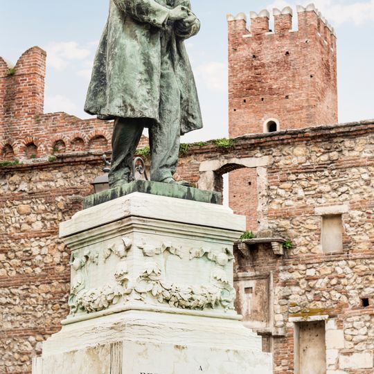 Monumento a Fedele Lampertico