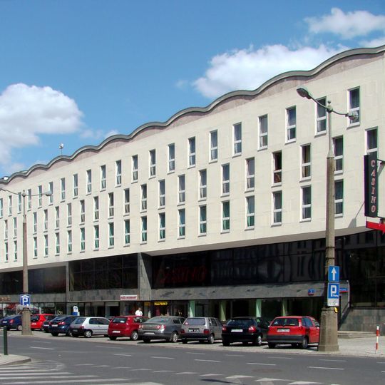 Gromada Hotel Dom Chłopa
