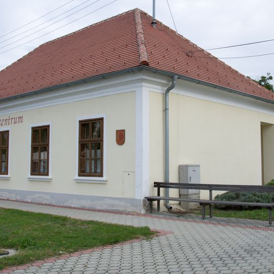 Dorfzentrum, Schule, Unterloisdorf