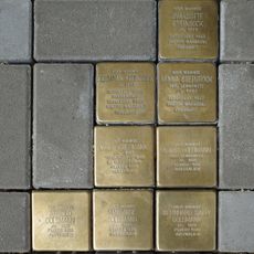 8 Stolpersteine: Charlotte Steinbock, Hermann Steinbock, Minna Steinbock, Wolf Goldmann, Jenny Goldmann, Arnold Goldmann, Marianne Goldmann, Bernhard Sally Goldmann