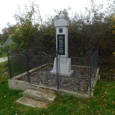 Pomník padlým v Zdebuzevsi