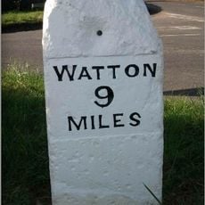 Milestone, E side of junction with Hall Lane