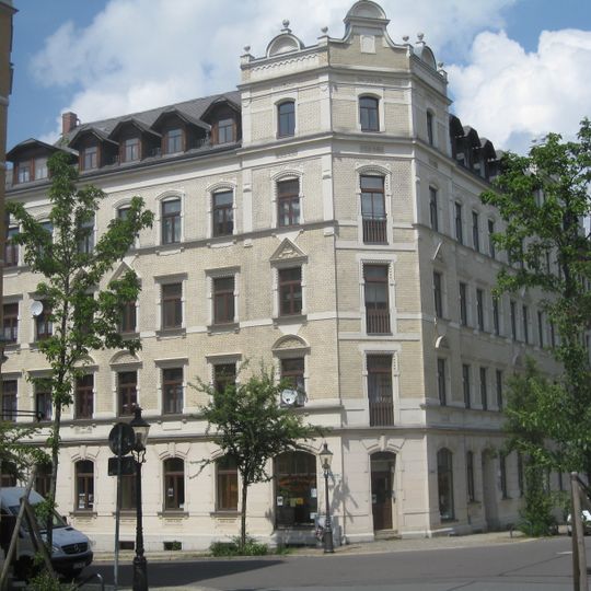 Mietshaus in geschlossener Bebauung in Ecklage Markusstraße 17