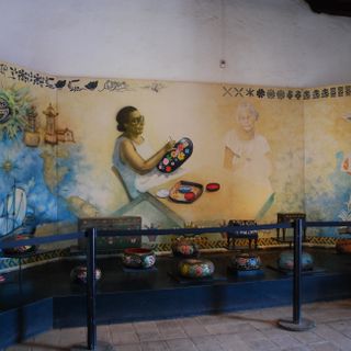 Museo de la Laca and the Santo Domingo monastery