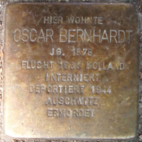 Stolperstein dedicated to Oscar Bernhardt