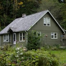 Backus-Marblemount Ranger Station House No. 1010