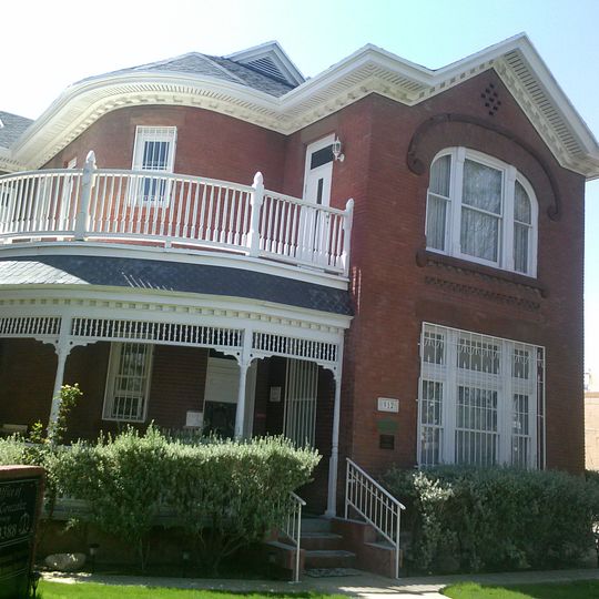 House at 912 Magoffin Avenue