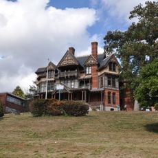 Benedict-Miller House