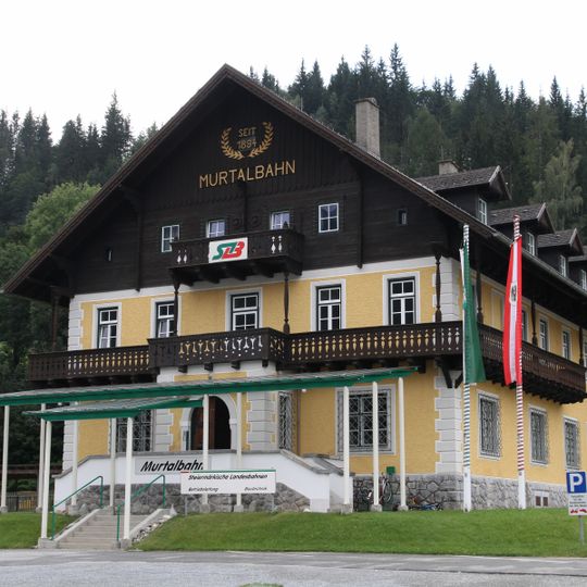 Gebäude der Betriebsleitung der Murtalbahn