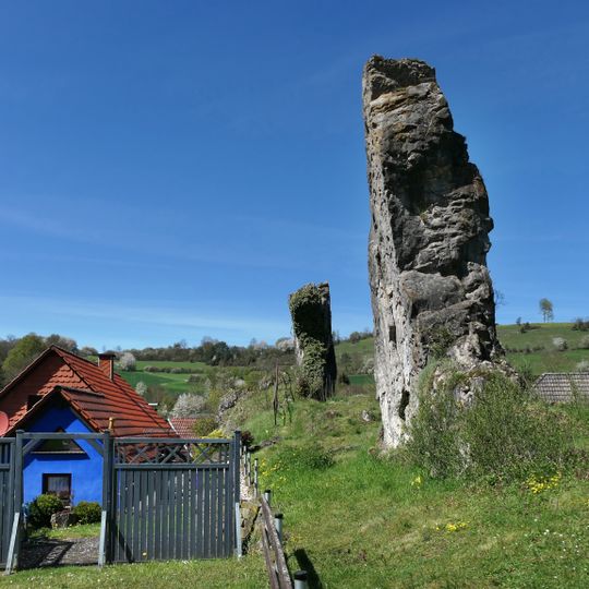 Hollensteine in Hollstein