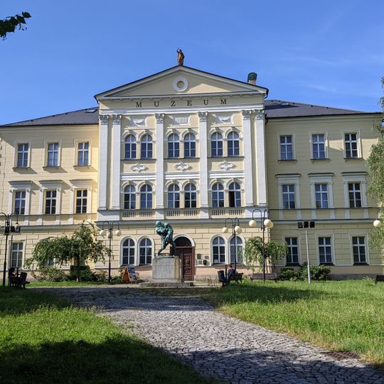 Bývalá měšťanská chlapecká škola