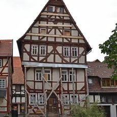 Kirchplatz 10