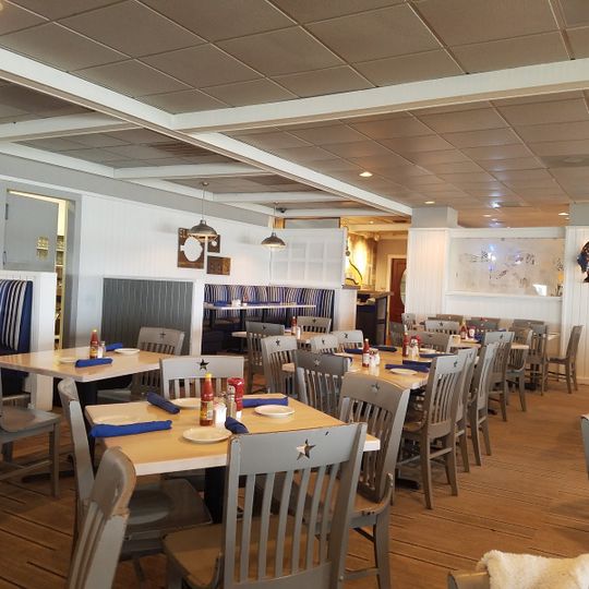 Monument Inn