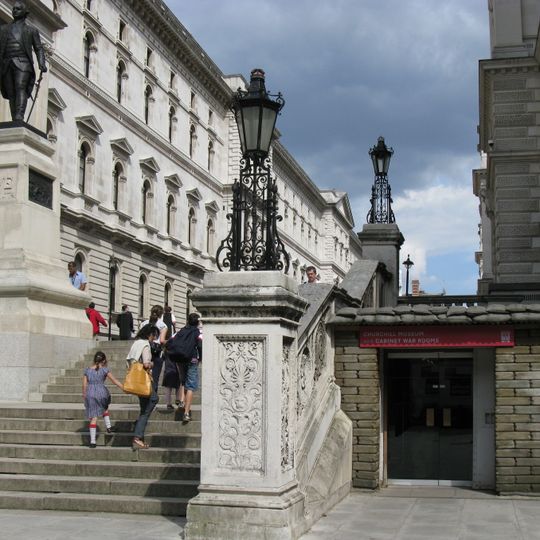 Steps And Parapets With Lamps At West End