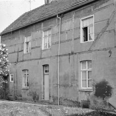 Oude Baan 12, Buchten