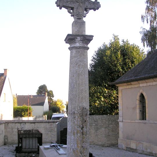 Croix du cimetière de Putot-en-Bessin