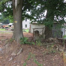 Kříž na západním okraji Vratišova