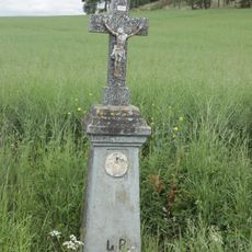 Kříž na cestě od Opatského mlýna