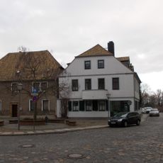 Wohnhaus in offener Bebauung Pfortenplatz 4