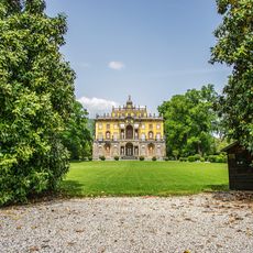 Villa delle quattro torri