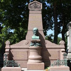 Grave of Hahnemann