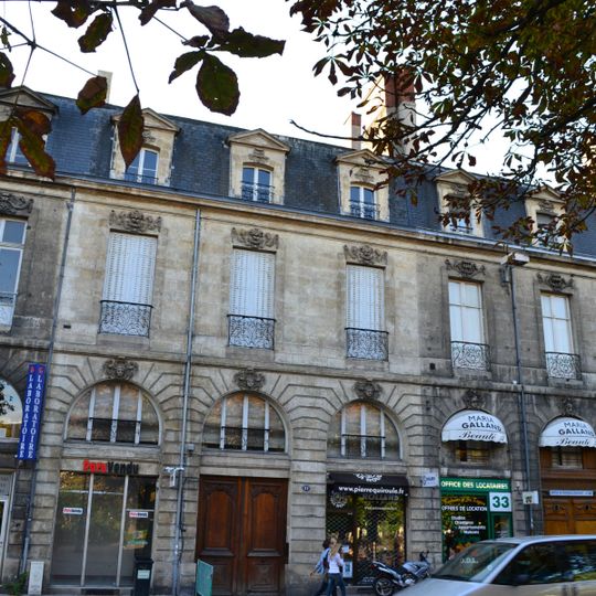 Maison, 32 place Gambetta