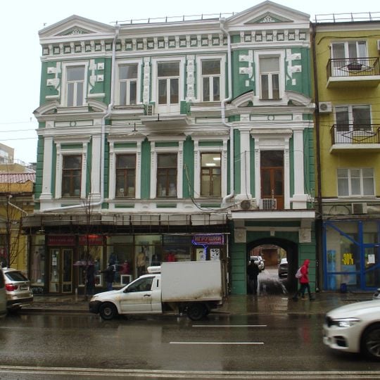 Building of revenue house of M. S. Val'yano