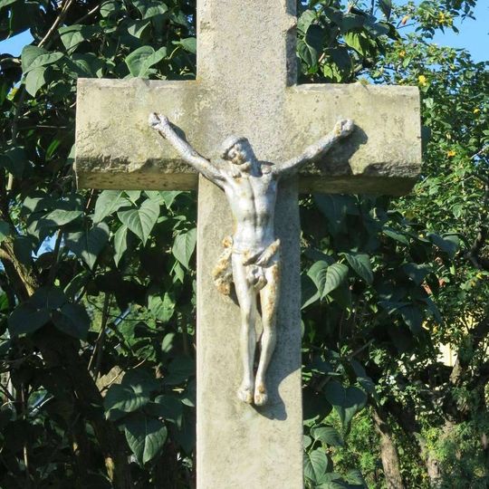 Kříž pod hřbitovem v Braňanech