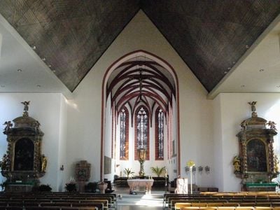Interior 0