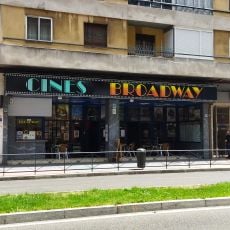 Cines Broadway