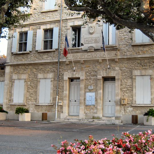 Town hall of Saint-Étienne-du-Grès