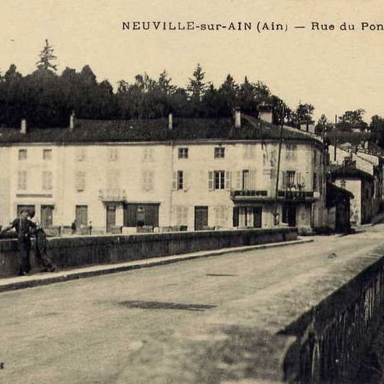 Pont de Neuville-sur-Ain