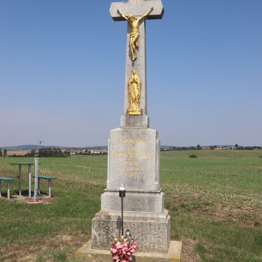 Kříž na kopci Ve Žlebu