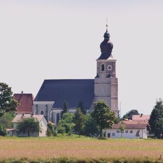 Katholische Pfarr- und Wallfahrtskirche St. Mariae Himmelfahrt