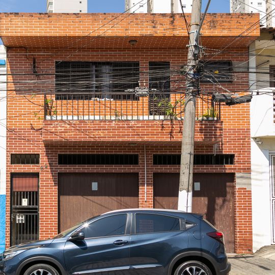 Imóvel à Rua Conceição Veloso, nº 228