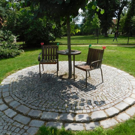 Lavička Václava Havla v Mladé Boleslavi
