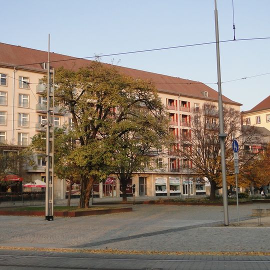 Dr.-Külz-Ring 9, 11, 13