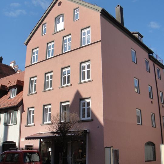 Ehemals reichsstädtisches Zeughaus