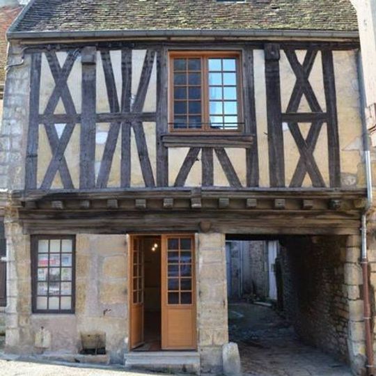 Maison à pans de bois, 2 rue de la Tour