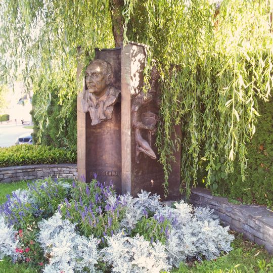 Persönlichkeitsdenkmal Dr. Schwarzkopf