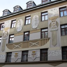 Untere Grasstraße 6