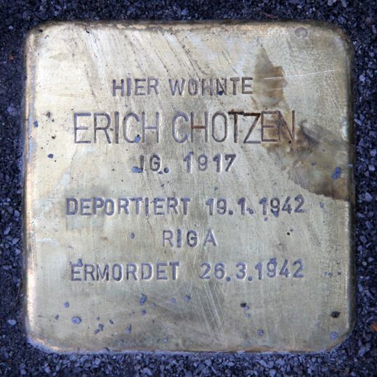 Stolperstein en memoria de Erich Chotzen