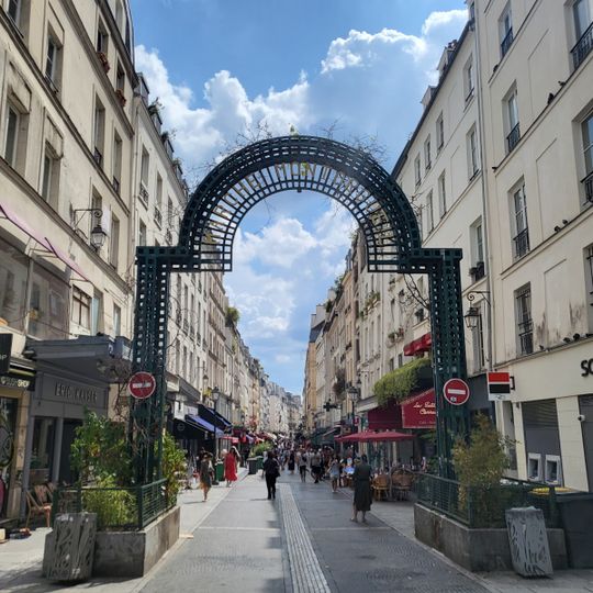 Montorgueil neighborhood