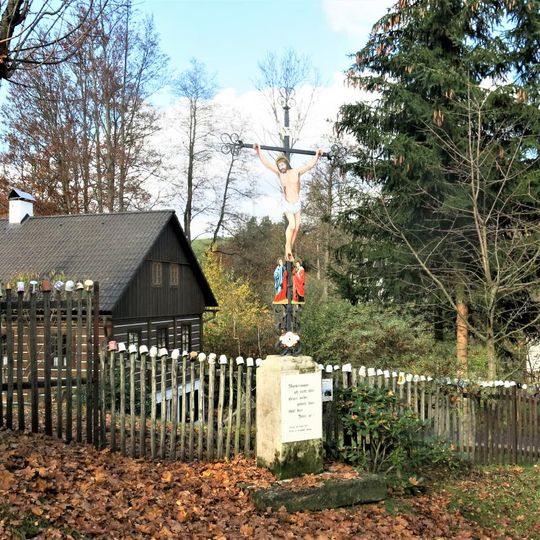 Kříž u domu 69 ve Studeném