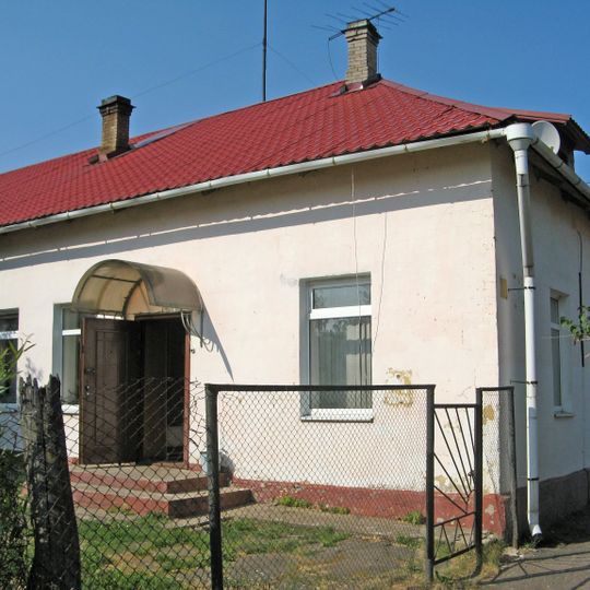 Жилой флигель