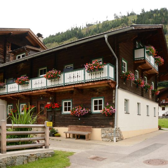 Einhof Motina