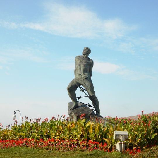 Musa Cälil monument, Qazan